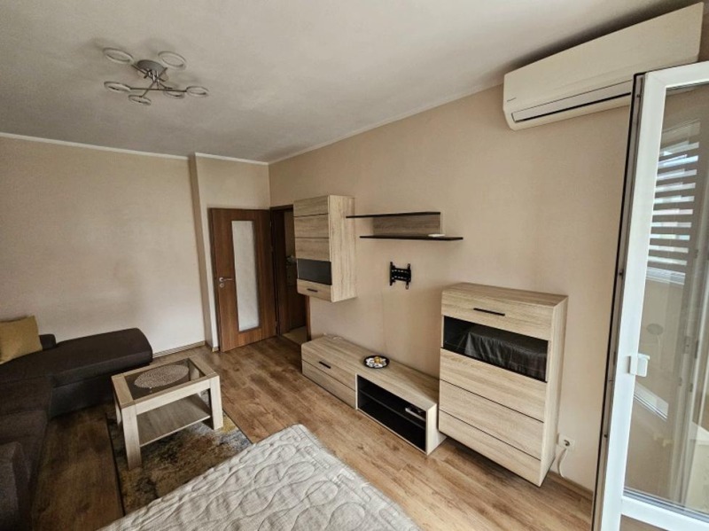 Zu vermieten  1 Schlafzimmer Sofia , Lagera , 45 qm | 13524807 - Bild [3]