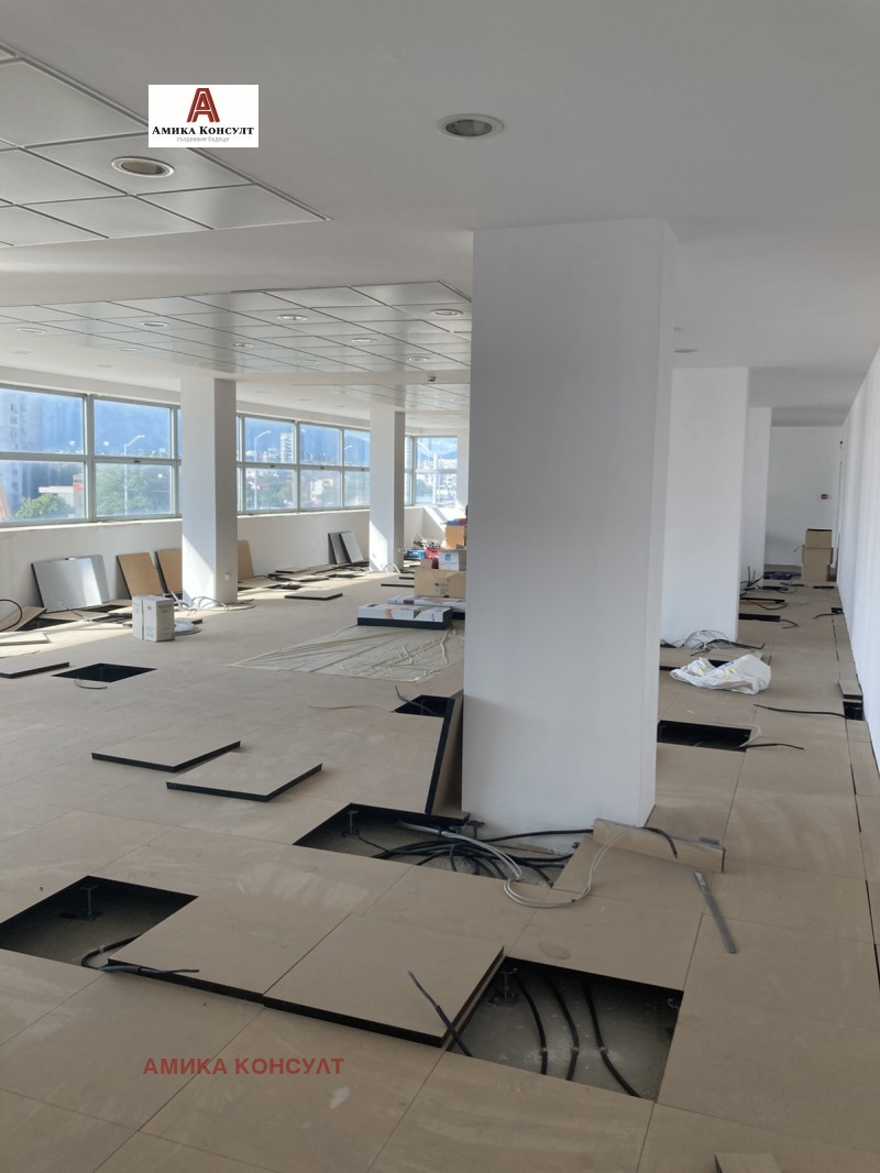 Te huur  Kantoor Sofia , Levski G , 250 m² | 27830241