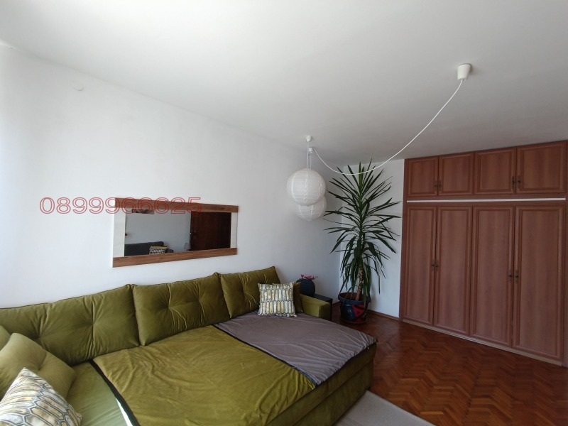 Дава под наем ЕТАЖ ОТ КЪЩА, гр. Трявна, област Габрово, снимка 3 - Етаж от къща - 53176932