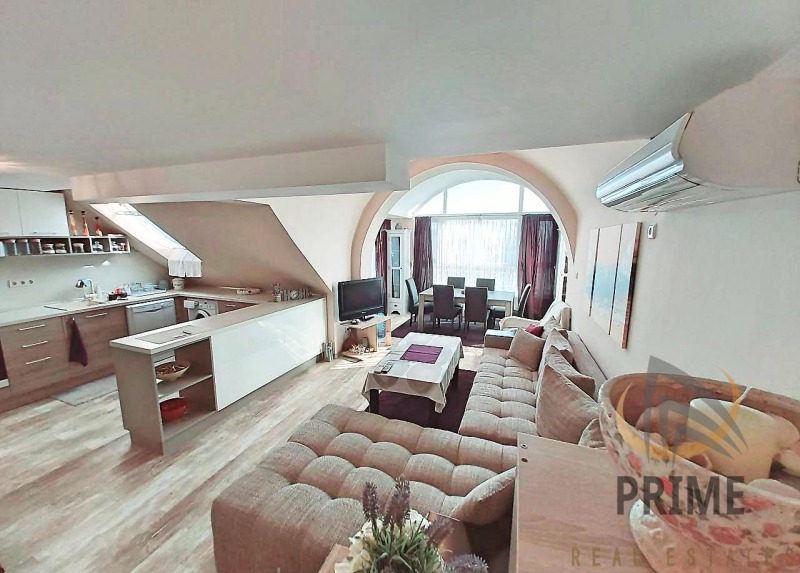 Дава под наем 3-СТАЕН, гр. Бургас, Център, снимка 2 - Апартаменти - 53241198