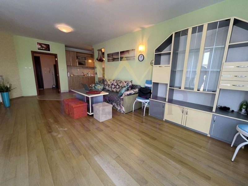 Дава под наем 4-СТАЕН, гр. Варна, Център, снимка 4 - Апартаменти - 52647209