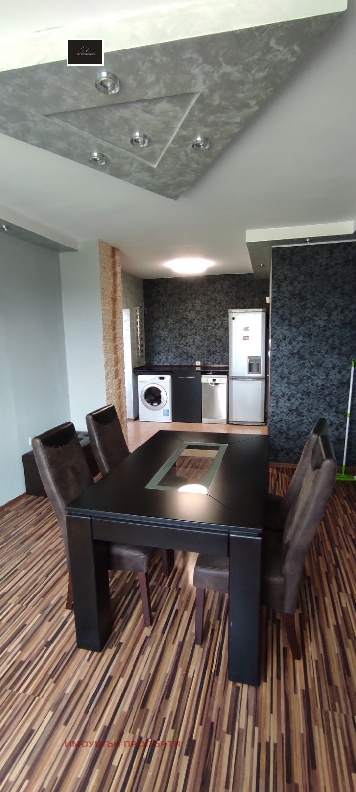 Дава под нем  2-стаен, град София, Дружба 2 •  430 EUR • ID 99968951 — holmes.bg - [1] 