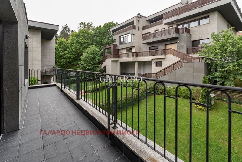 Kiadó  Ház Sofia , Bojana , 470 négyzetméter | 76070328 - kép [16]