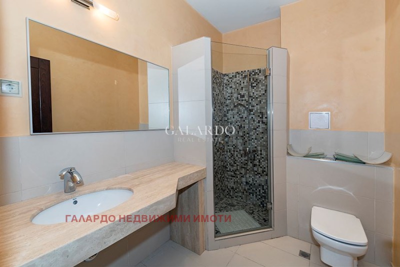 Kiadó  Ház Sofia , Bojana , 470 négyzetméter | 76070328 - kép [10]
