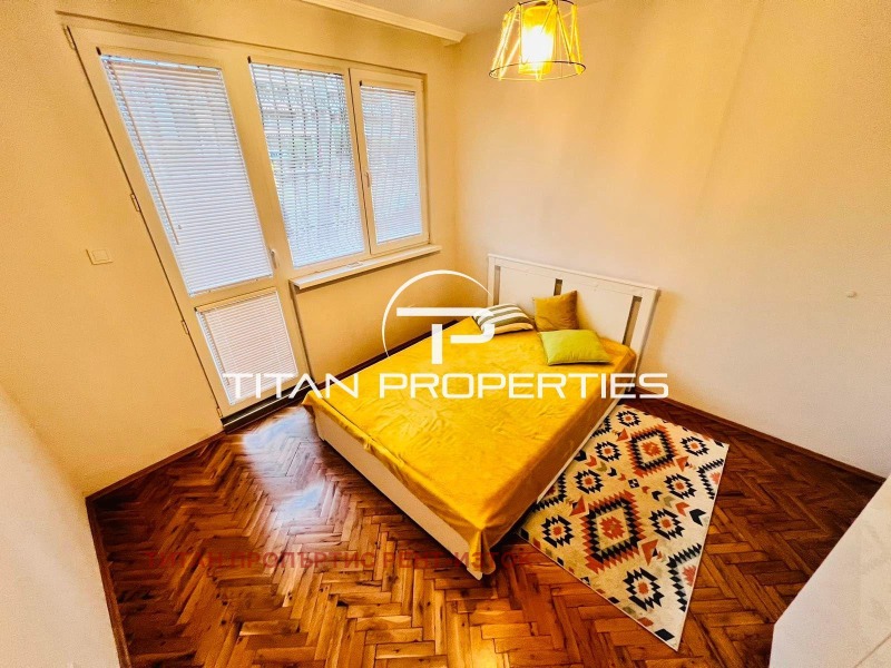 Дава под наем 3-СТАЕН, гр. Бургас, Център, снимка 4 - Апартаменти - 52141082