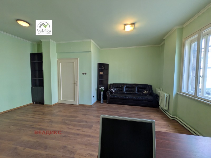Дава под наем  Офис град София , Център , 75 кв.м | 64112214