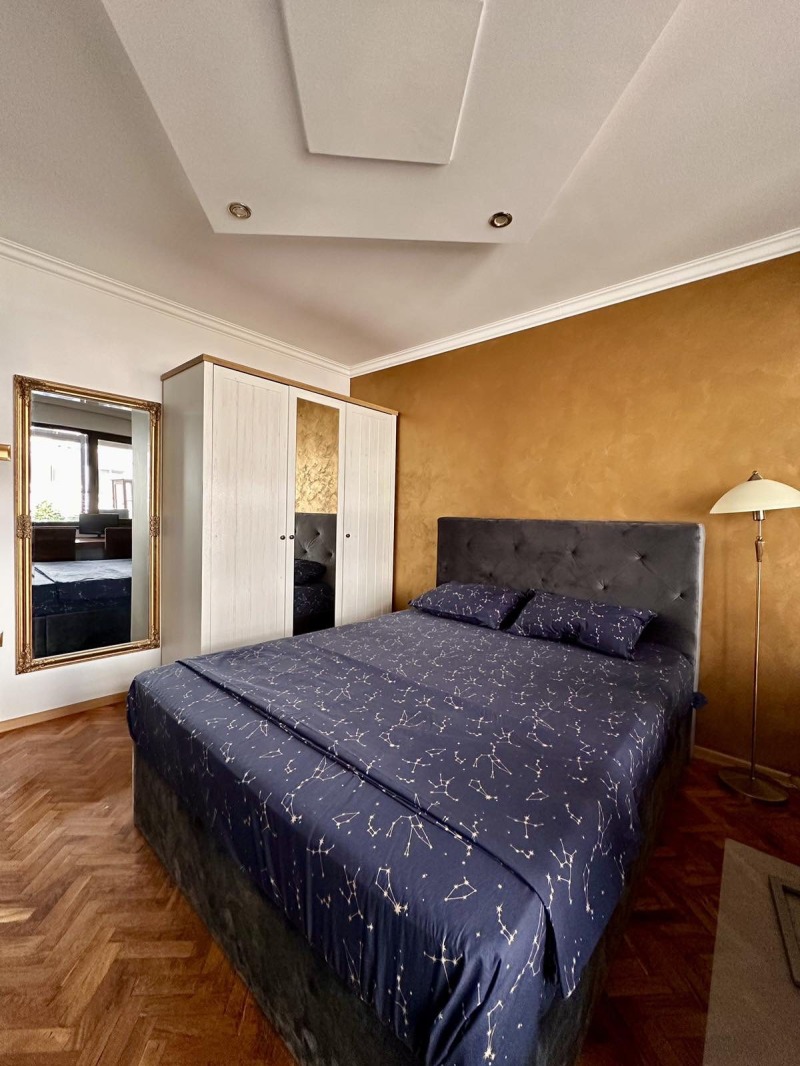 De inchiriat  2 dormitoare Burgas , Țentâr , 100 mp | 77760213 - imagine [3]