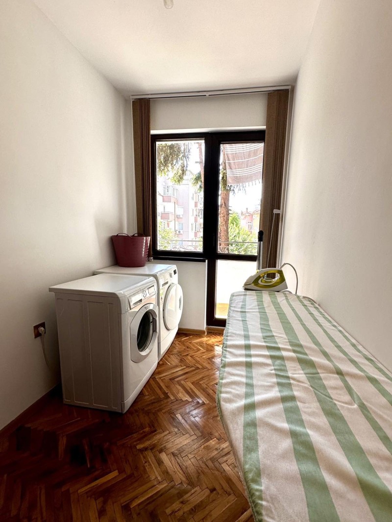 De inchiriat  2 dormitoare Burgas , Țentâr , 100 mp | 77760213 - imagine [5]