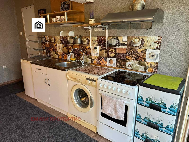 A louer  Studio Sofia , Triagalnika , 45 m² | 83854826