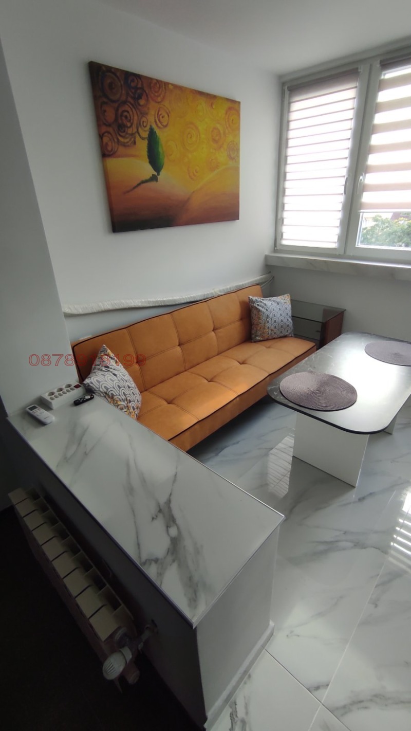 Дава под наем 3-СТАЕН, гр. София, Център