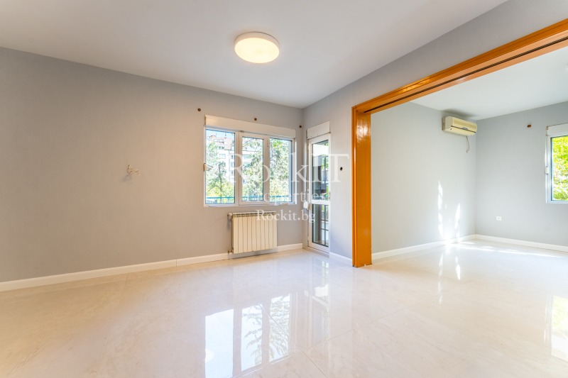 Da affittare  Ufficio Sofia , Lozenets , 420 mq | 68165063