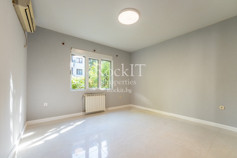 Da affittare  Ufficio Sofia , Lozenets , 420 mq | 68165063 - Immagine [2]