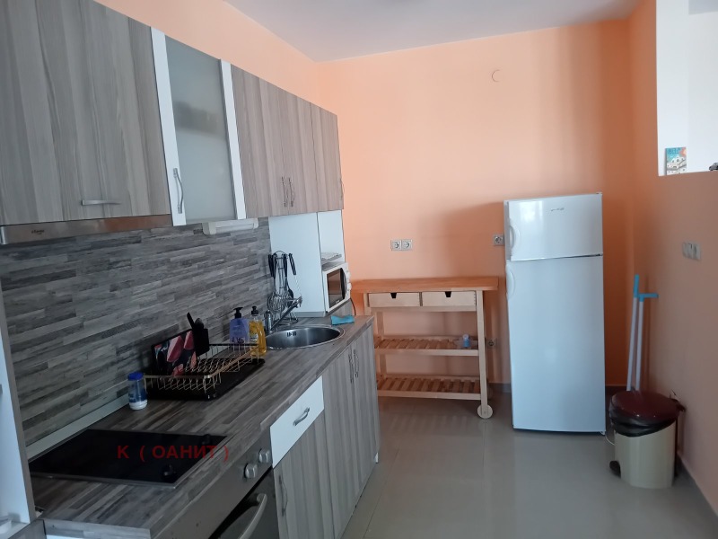 Издаје се  2 спаваће собе Софија , Дарвеница , 120 м2 | 44242602 - слика [4]