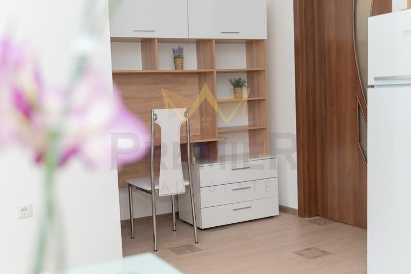 En renta  Estudio Varna , Levski 1 , 46 metros cuadrados | 74045694 - imagen [4]