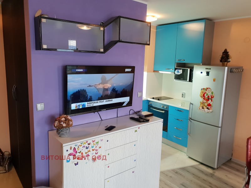 Дава под нем  2-стаен, град София, Студентски град •  600 EUR • ID 48584415 — holmes.bg - [1] 