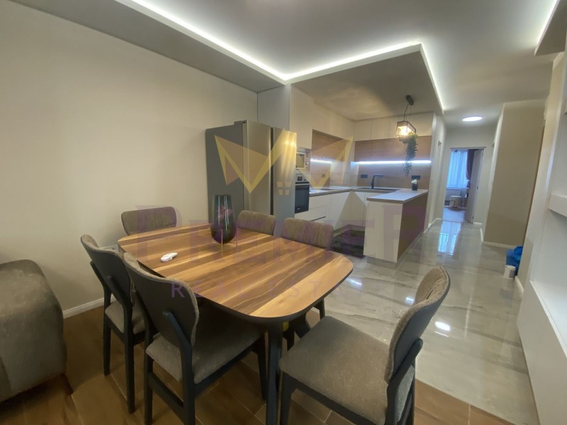 Дава под наем 3-СТАЕН, гр. София, Център, снимка 4 - Апартаменти - 53162146