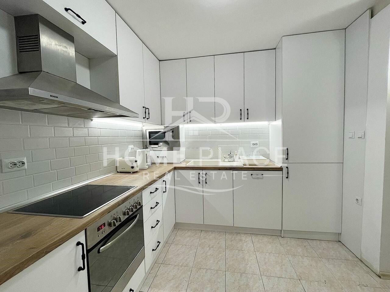 Дава под наем МНОГОСТАЕН, гр. Варна, Център, снимка 3 - Апартаменти - 53957977