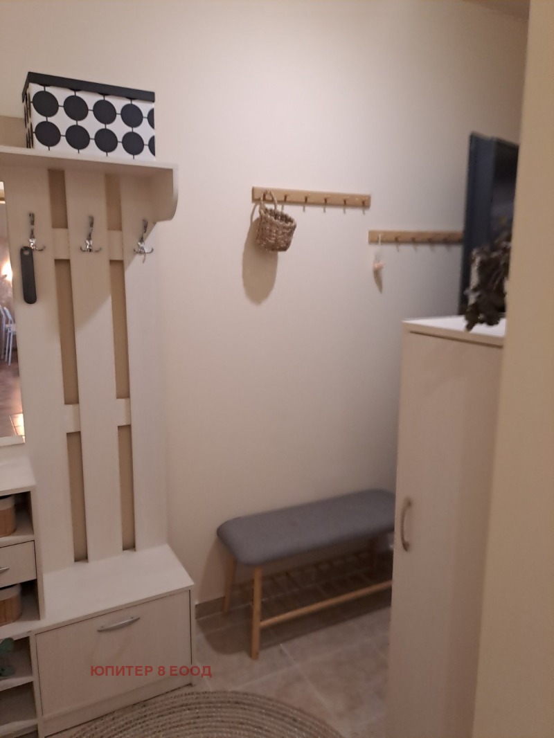 De inchiriat  1 dormitor Sofia , Oboriște , 76 mp | 64664522