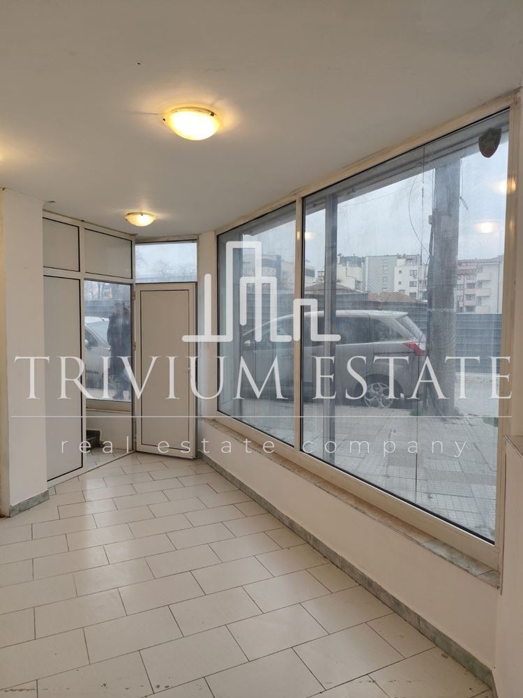 Дава под наем МАГАЗИН, гр. Пловдив, Каменица 2, снимка 8 - Магазини - 54204115