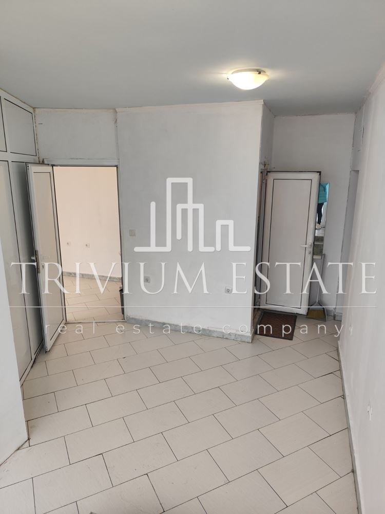 Дава под наем МАГАЗИН, гр. Пловдив, Каменица 2, снимка 4 - Магазини - 54204115