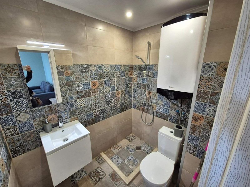 Дава под наем 2-СТАЕН, гр. Варна, Кайсиева градина, снимка 4 - Апартаменти - 53535333