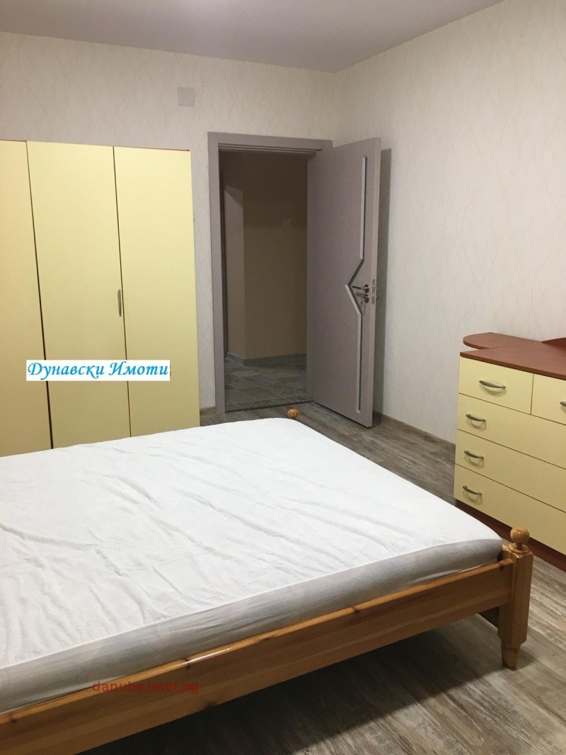 Дава под наем 3-СТАЕН, гр. Русе, Център, снимка 8 - Апартаменти - 52849658