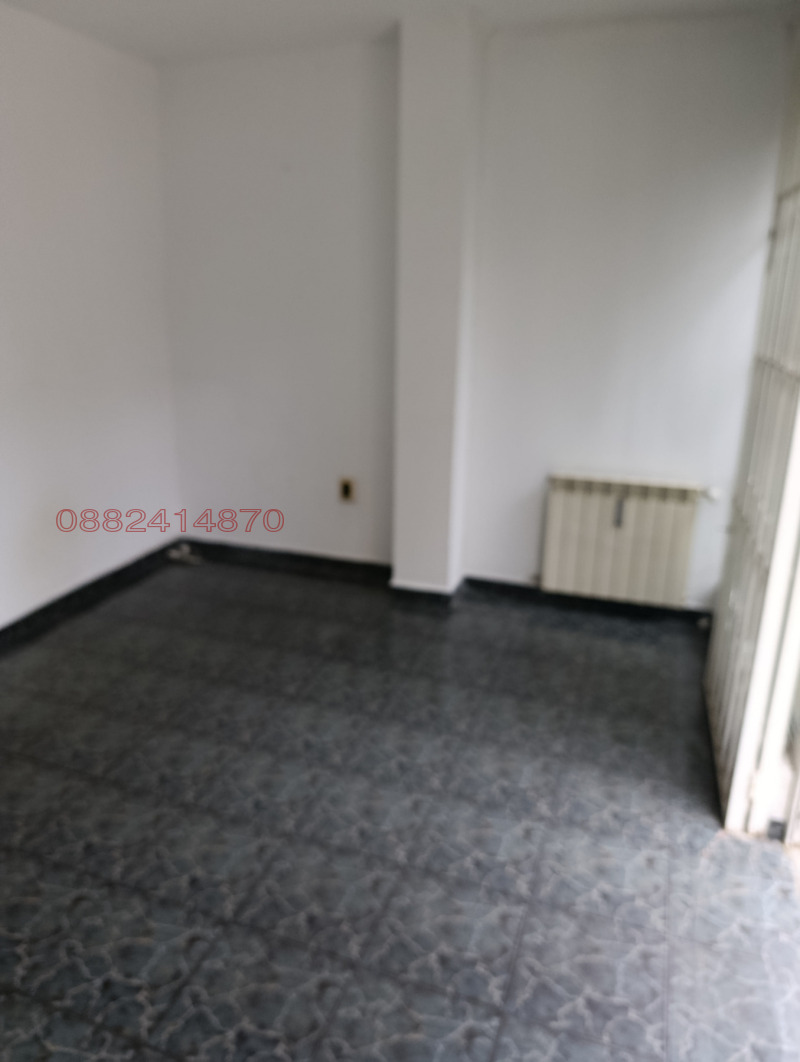 Дава под наем МАГАЗИН, гр. София, Център, снимка 8 - Магазини - 53514252