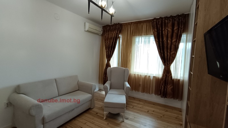 Te huur  2 slaapkamers Ruse , Tsentar , 70 m² | 33010420 - afbeelding [9]