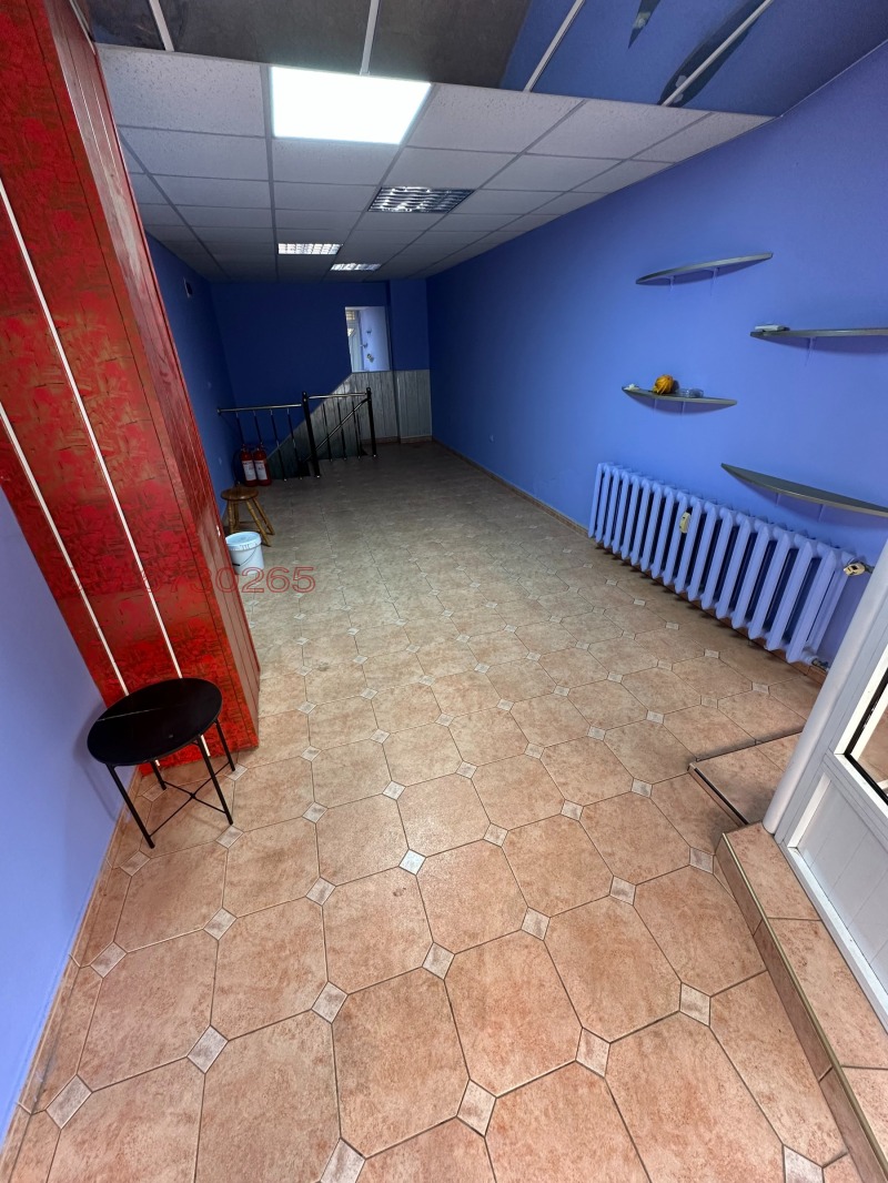 För uthyrning  affär Sofia , Borovo , 75 kvm | 83227818 - bild [3]