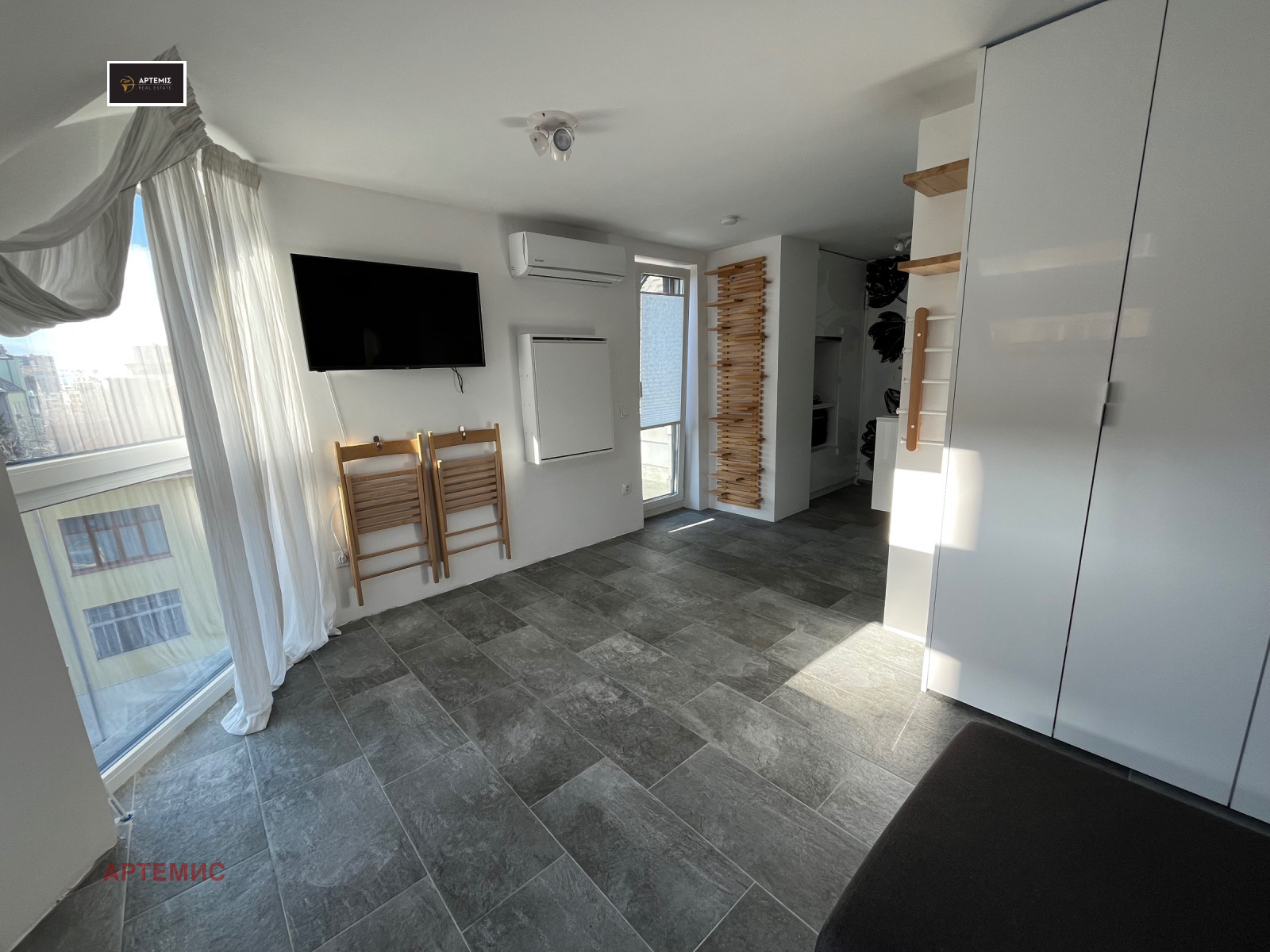 Дава под наем 1-СТАЕН, гр. София, Център, снимка 2 - Апартаменти - 54188111