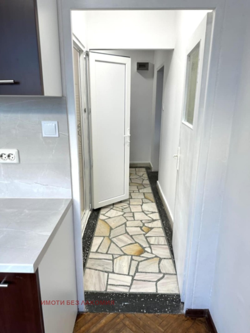 Дава под наем  1-стаен град София , Разсадника , 50 кв.м | 61546069 - изображение [7]