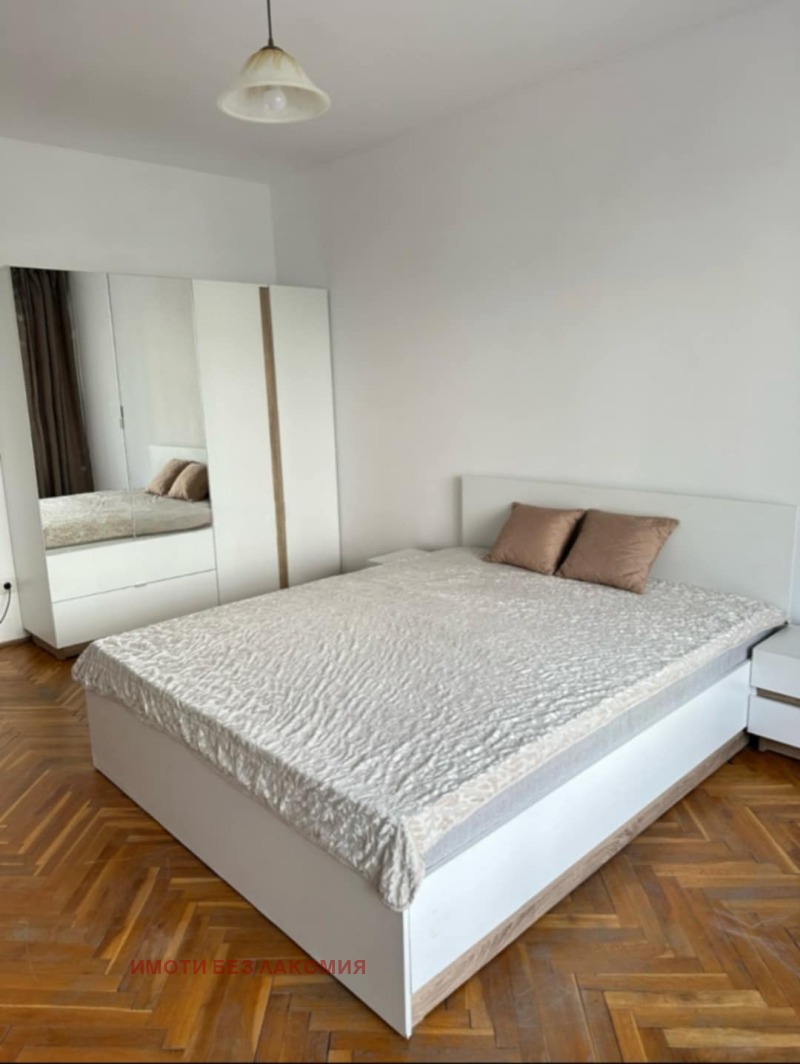 Дава под наем  1-стаен град София , Разсадника , 50 кв.м | 61546069