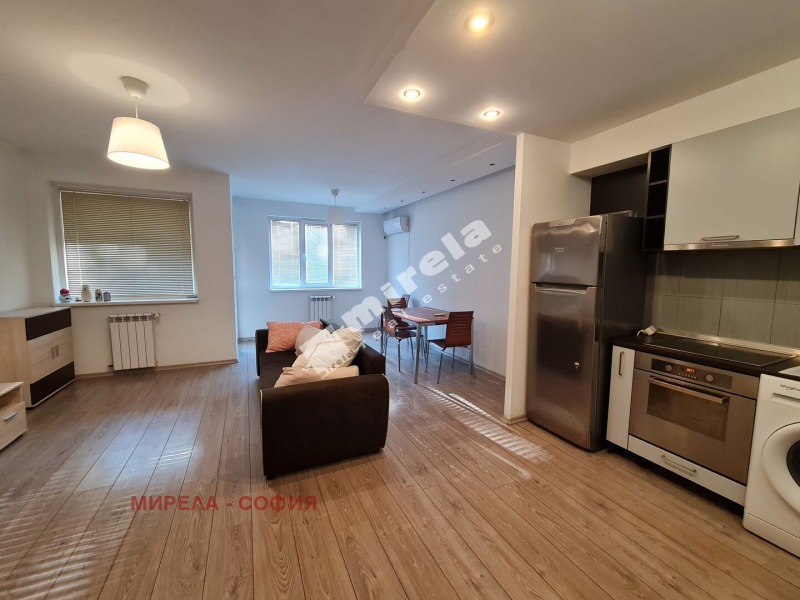 Zu vermieten  1 Schlafzimmer Sofia , Zentar , 70 qm | 23349395 - Bild [5]