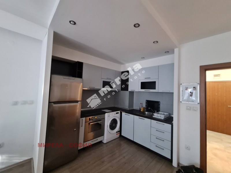 För uthyrning  1 sovrum Sofia , Centar , 70 kvm | 23349395 - bild [7]