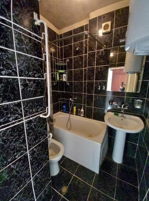 Дава под наем МНОГОСТАЕН, гр. София, Център, снимка 9 - Апартаменти - 52821092