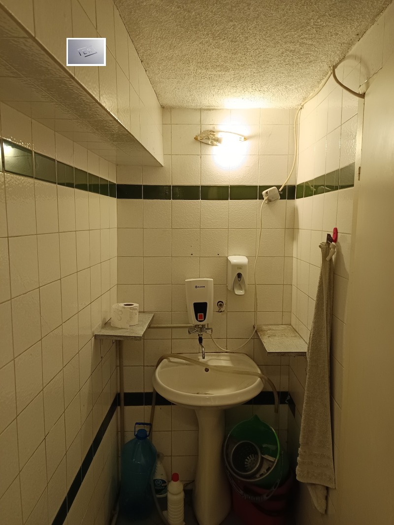 Дава под наем ОФИС, гр. София, Докторски паметник, снимка 7 - Офиси - 53436705