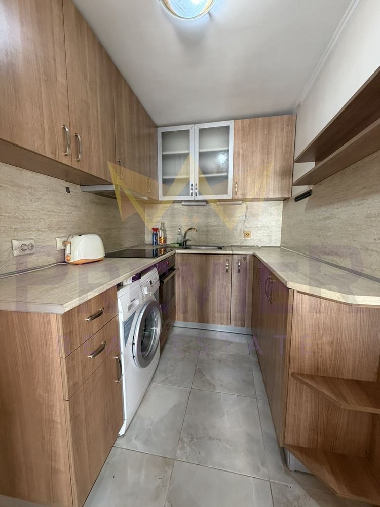 Дава под наем КЪЩА, гр. Варна, Виница, снимка 2 - Къщи - 55625304