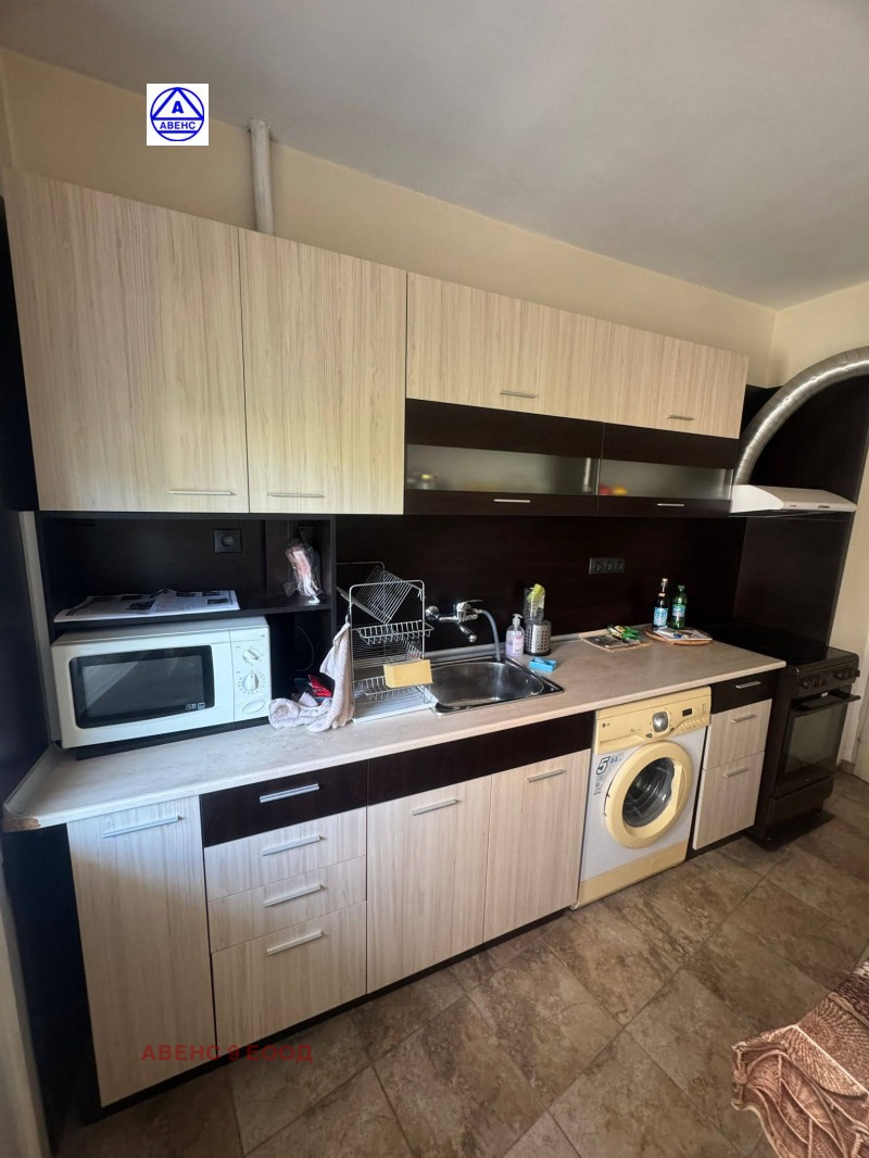 В аренду  2 спальни Плевен , Идеален център , 80 кв.м | 83130074