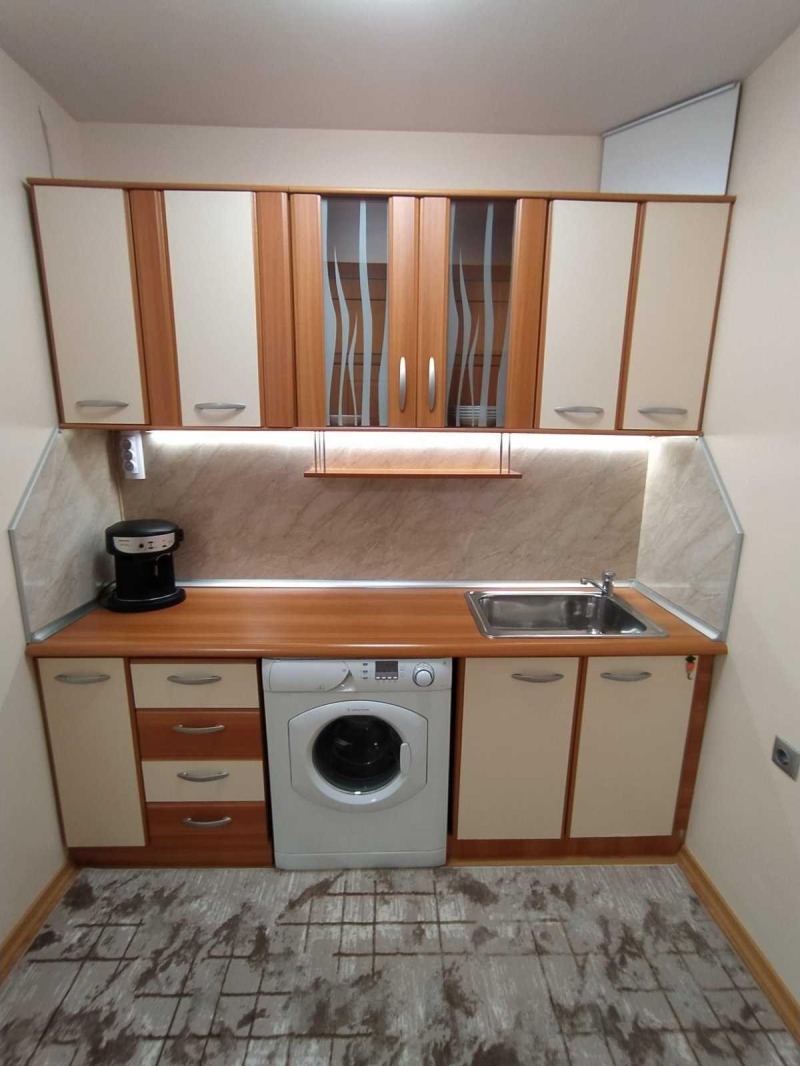 Дава под наем 2-СТАЕН, гр. Варна, Лятно кино Тракия, снимка 2 - Апартаменти - 52814372