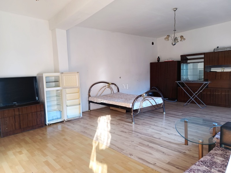 Дава под наем 1-СТАЕН, гр. Шумен, Болницата, снимка 2 - Апартаменти - 53290116