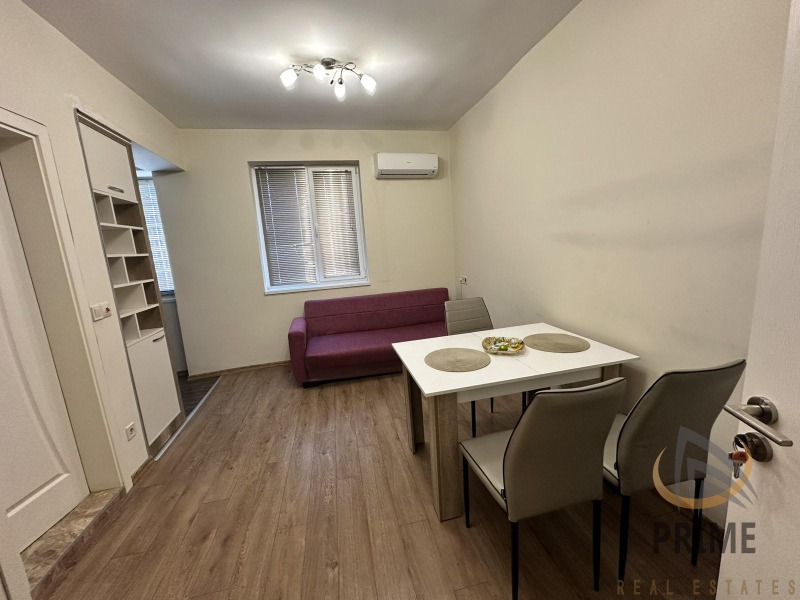 Дава под наем 2-СТАЕН, гр. Бургас, Център, снимка 2 - Апартаменти - 52409686