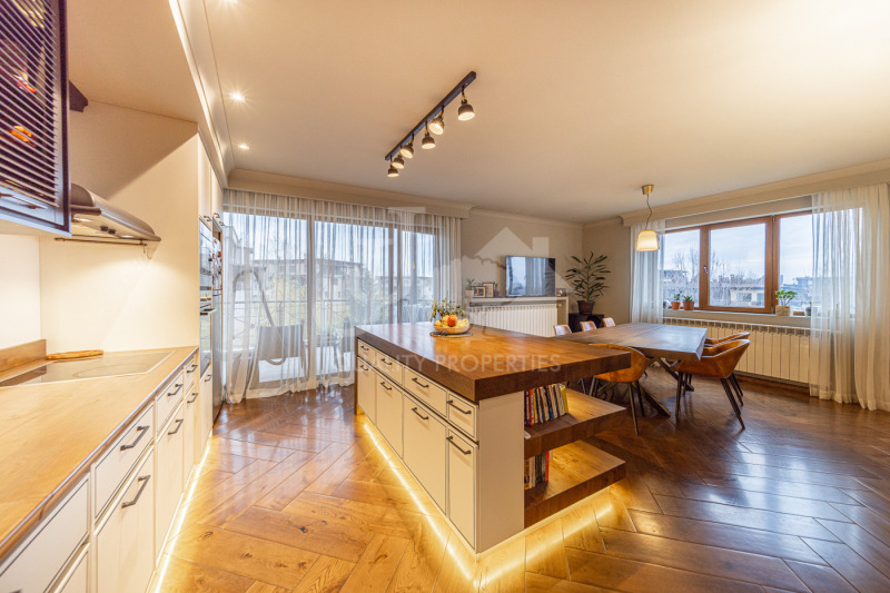 Vuokrattavana  3 makuuhuonetta Sofia , Vitoša , 254 neliömetriä | 81661519 - kuva [6]
