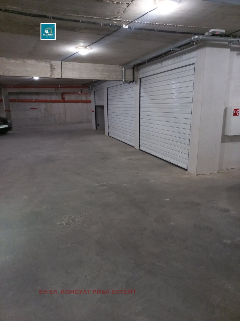 Дава под наем ГАРАЖ, ПАРКОМЯСТО, гр. Пловдив, Мараша, снимка 2 - Гаражи и паркоместа - 52205602