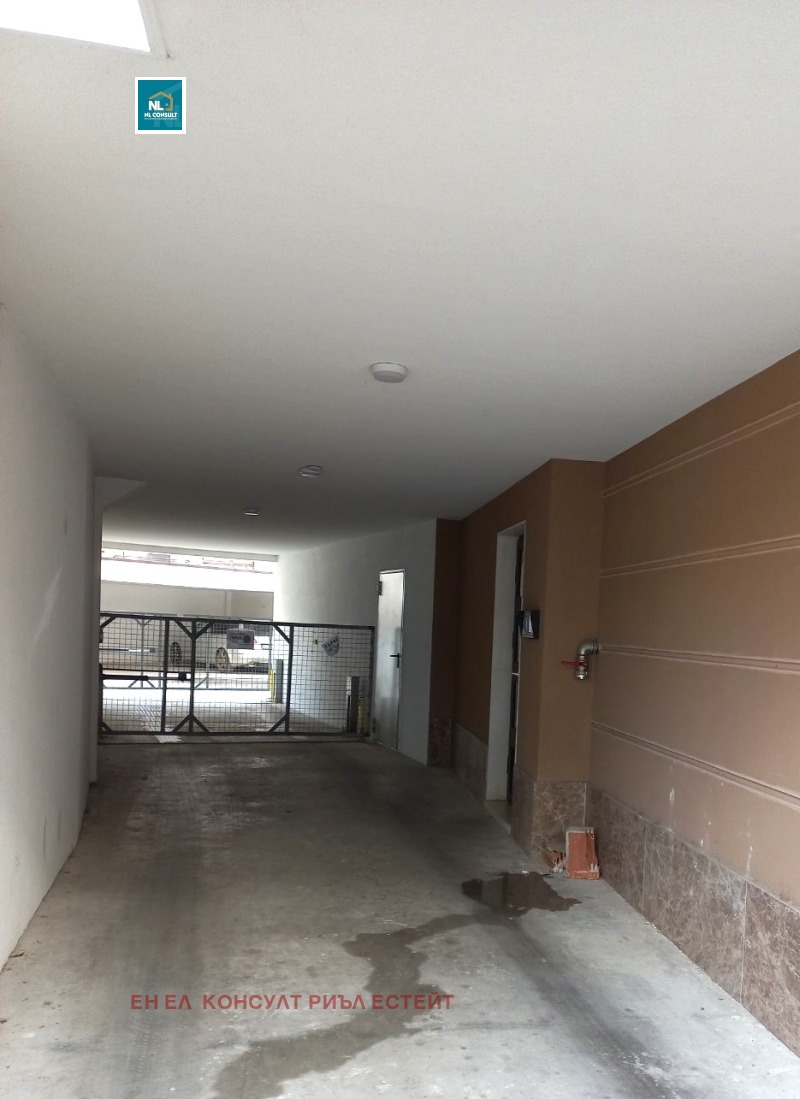 Дава под наем ГАРАЖ, ПАРКОМЯСТО, гр. Пловдив, Мараша, снимка 3 - Гаражи и паркоместа - 52205602