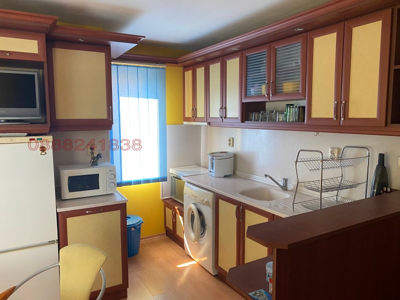 Дава под наем 3-СТАЕН, гр. Разград, Център