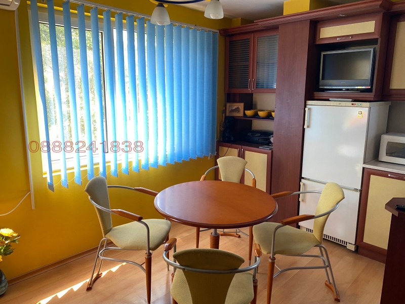 Дава под наем 3-СТАЕН, гр. Разград, Център, снимка 2 - Апартаменти - 53154228