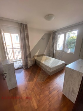 2 Schlafzimmer Zentar, Sofia 7