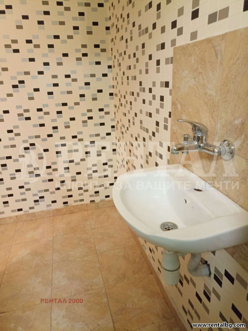 Te huur  Kantoor Plovdiv , Kjutsjuk Parizj , 55 m² | 57997990 - afbeelding [7]