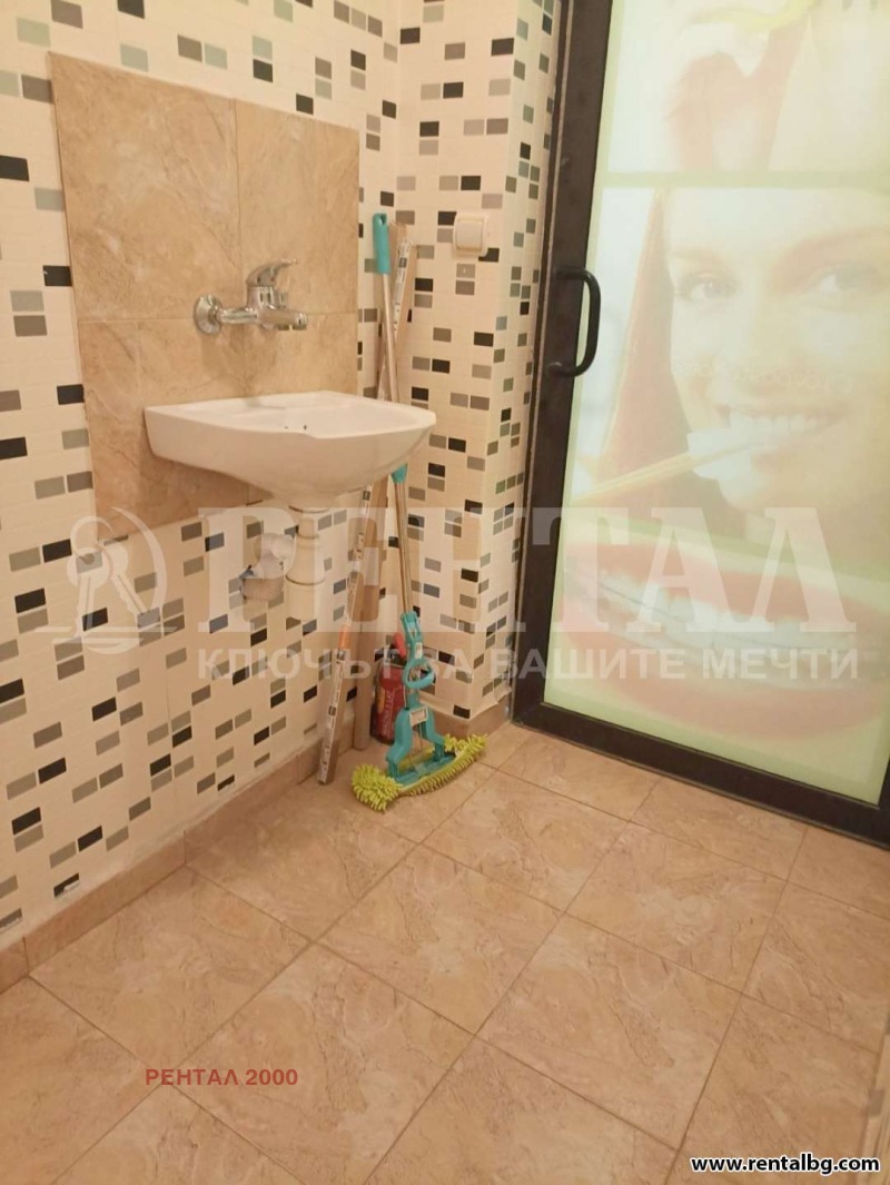 Te huur  Kantoor Plovdiv , Kjutsjuk Parizj , 55 m² | 57997990 - afbeelding [6]