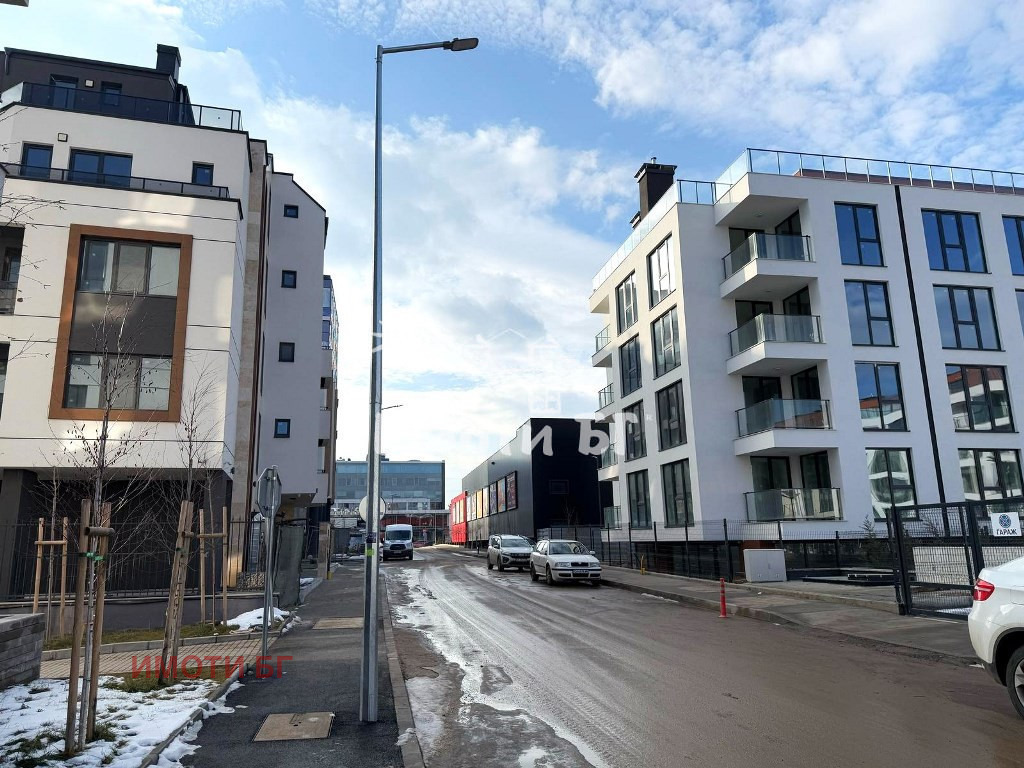 Дава под наем 2-СТАЕН, гр. София, Малинова долина, снимка 12 - Апартаменти - 54254549